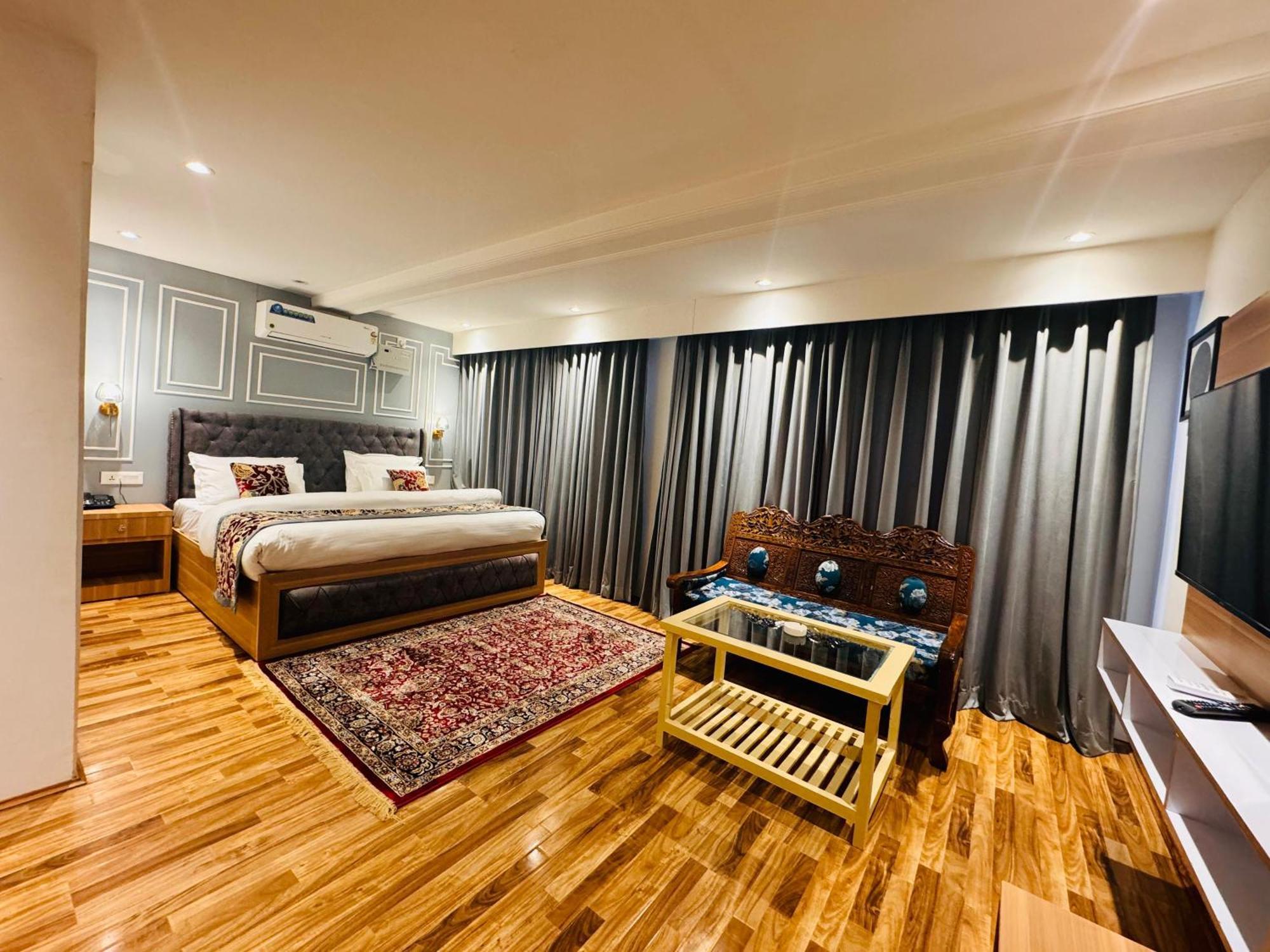 De Elaaf The Luxury Stay Srīnagar Kültér fotó