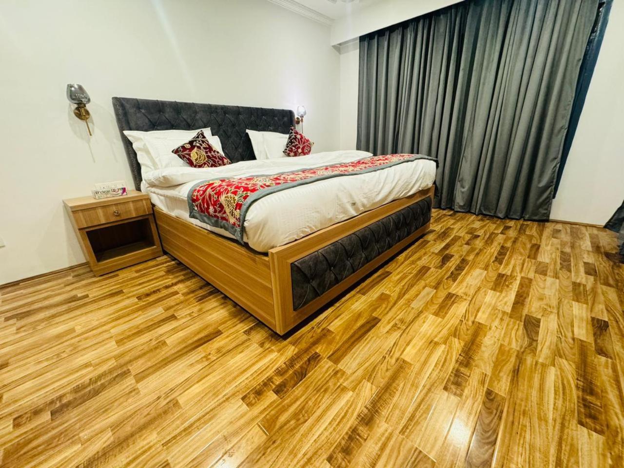 De Elaaf The Luxury Stay Srīnagar Kültér fotó